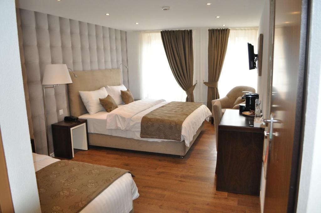 Hotel De Savoie มอร์เกส ห้อง รูปภาพ